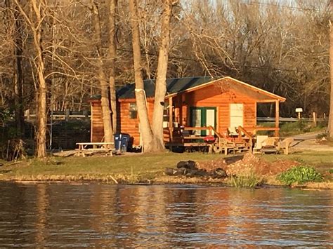 Lakeside Cabin Rentals Texas